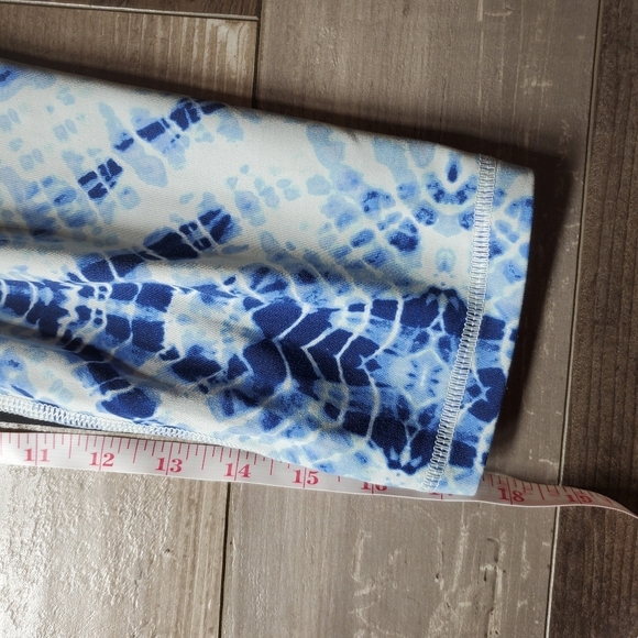 VSX Victoria’s Secret Sport Blue Tie-dye Knockout Tight Legging Capri Pants XS - Picture 8 of 16